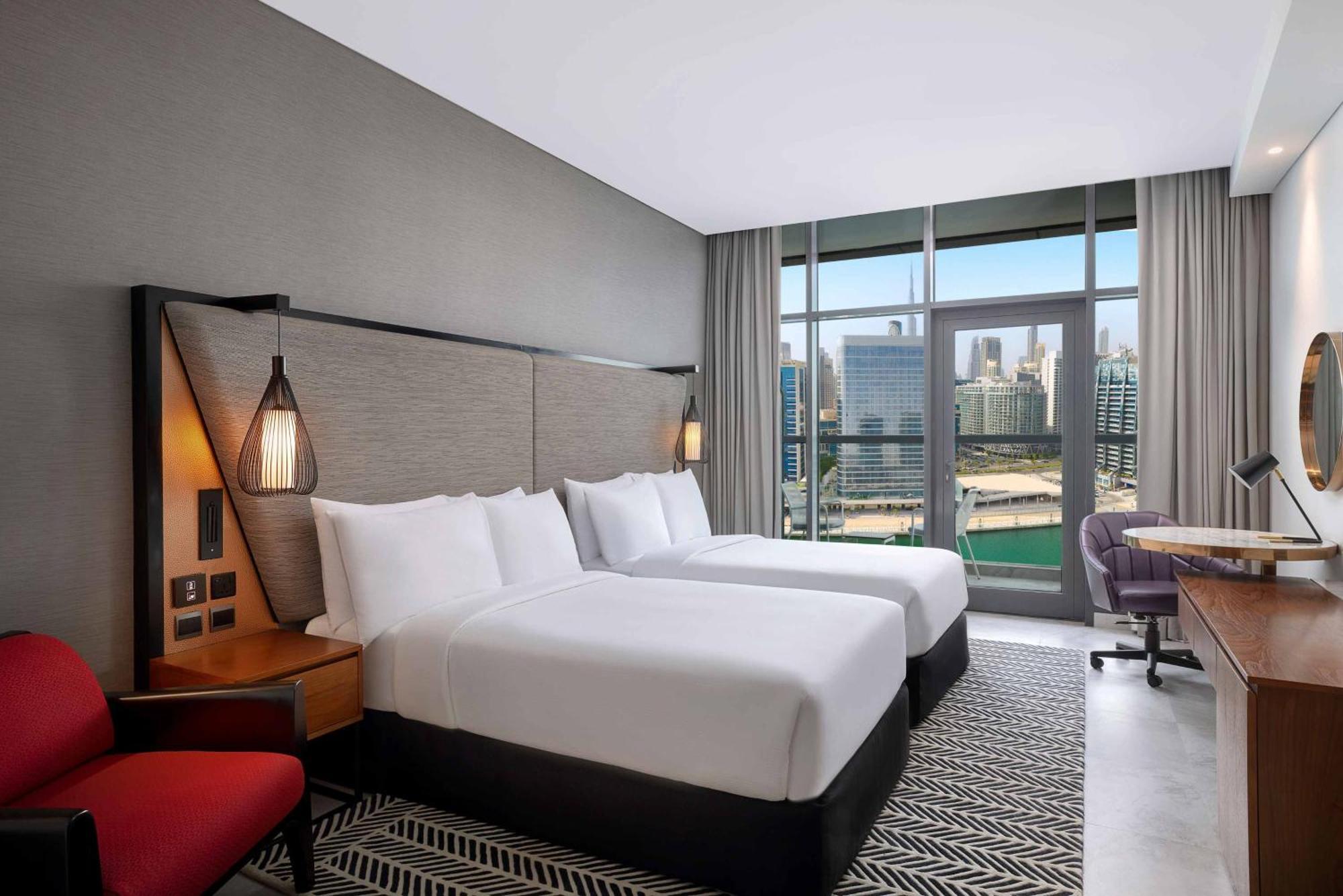 The First Collection Dubai Waterfront Hotell Rum bild