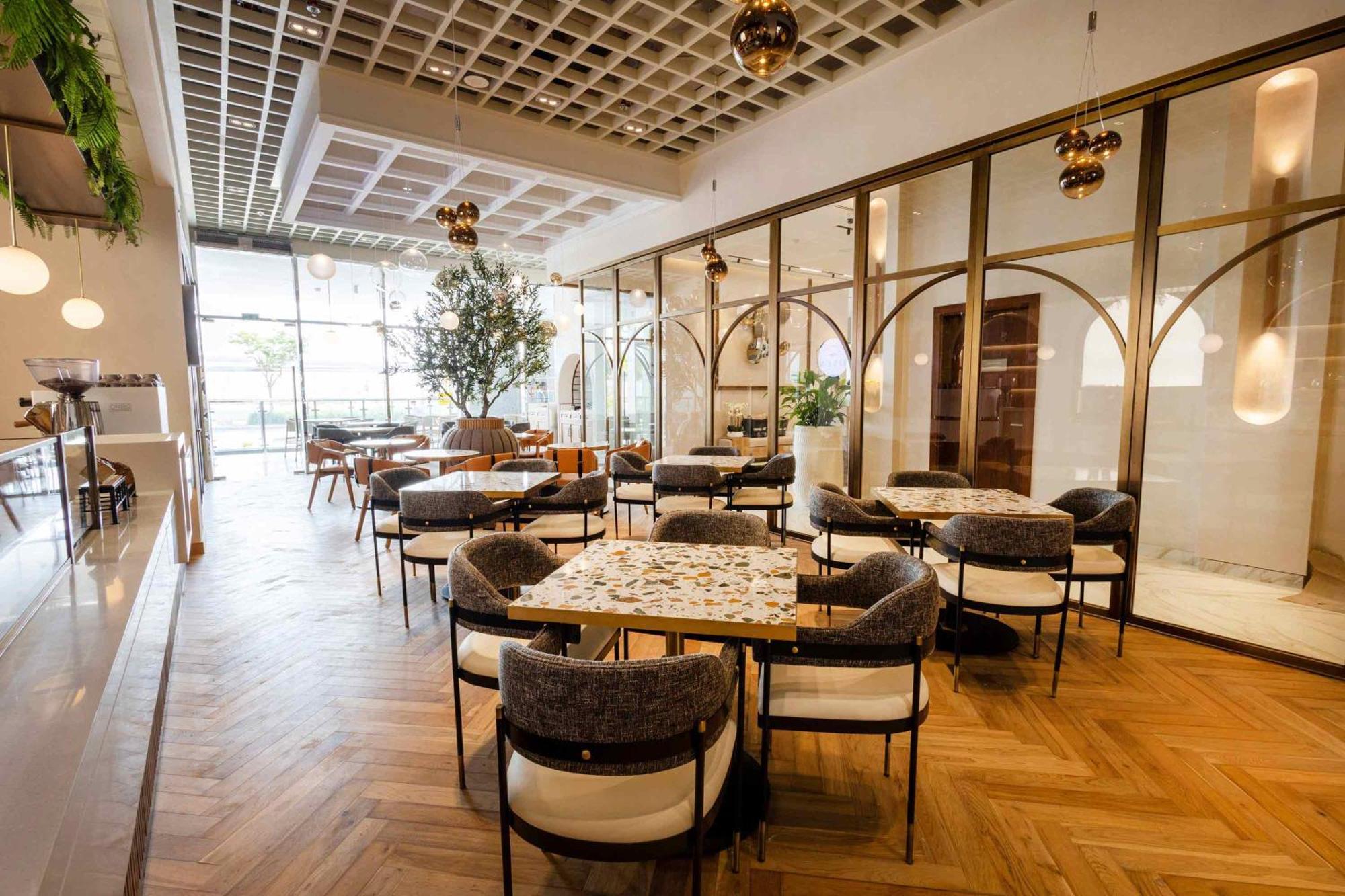 The First Collection Dubai Waterfront Hotell Exteriör bild