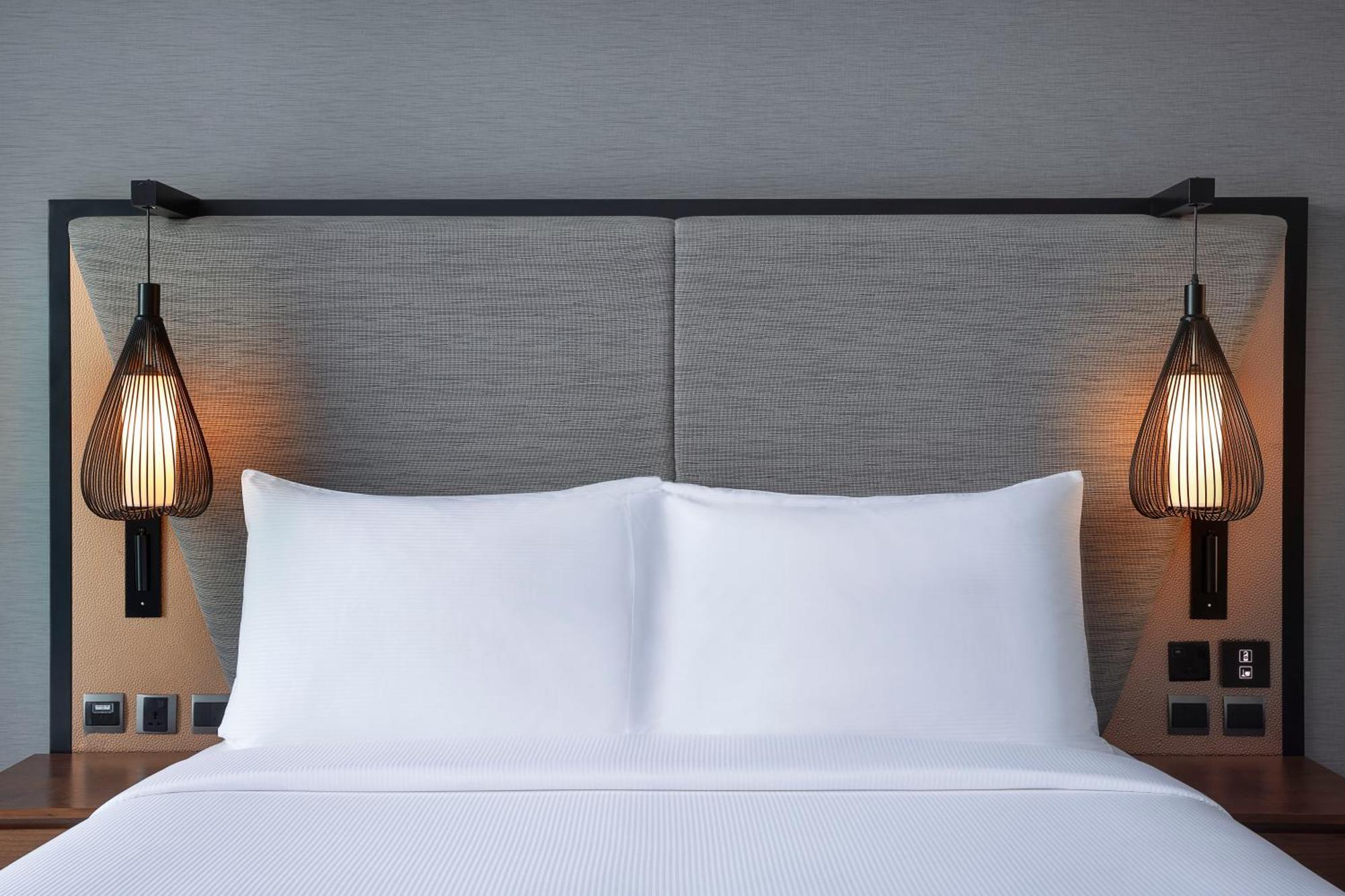 The First Collection Dubai Waterfront Hotell Exteriör bild