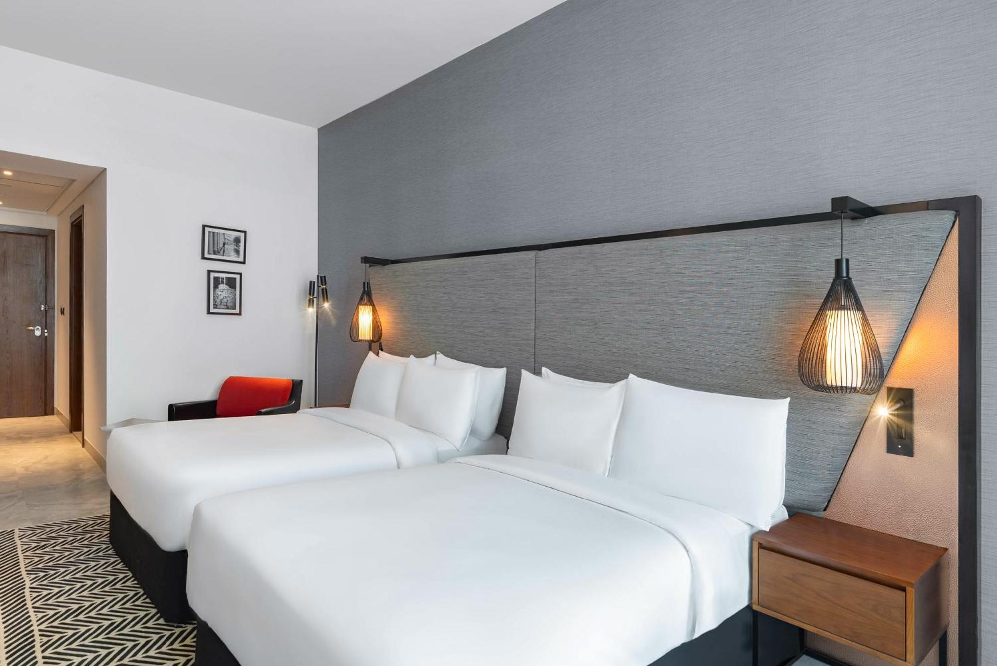 The First Collection Dubai Waterfront Hotell Exteriör bild